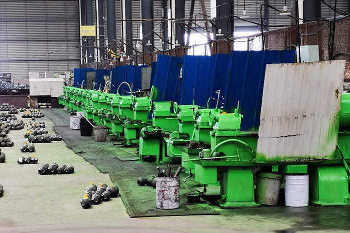 东港螺栓球加工车间